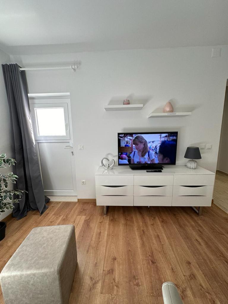 Apartmani Vice Brela Eksteriør bilde